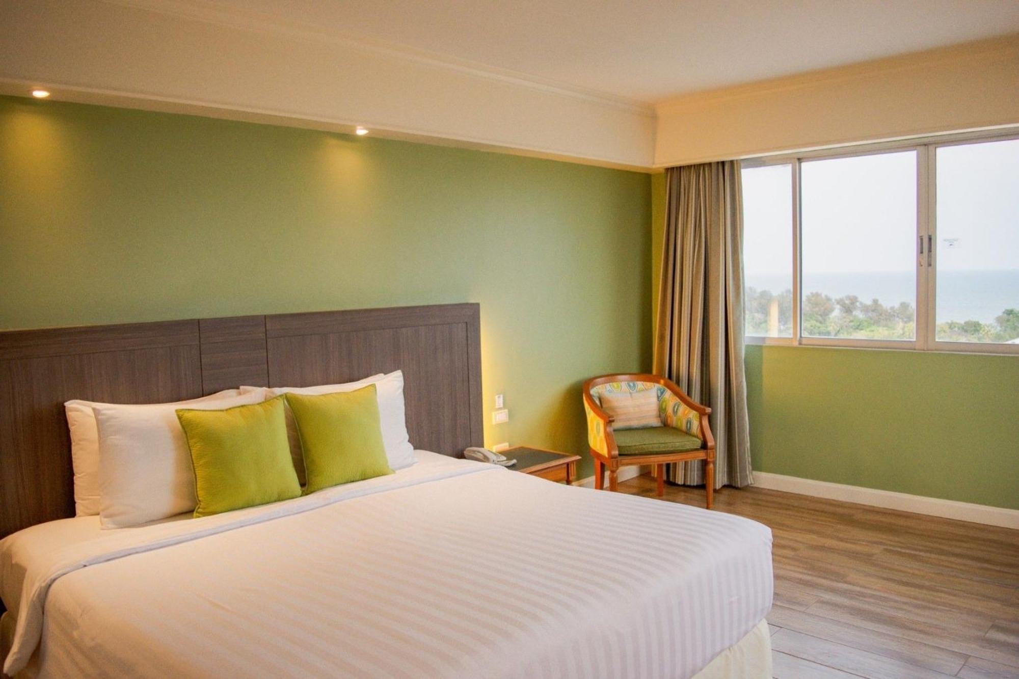 Hua Hin Grand Hotel And Plaza - Sha Extra Plus Eksteriør bilde